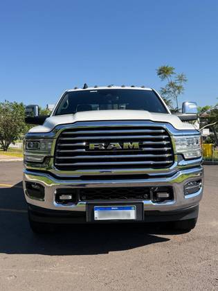 RAM 3500 6.7 I6 TURBO DIESEL LIMITED LONGHORN CD 4X4  AUTOMÁTICO